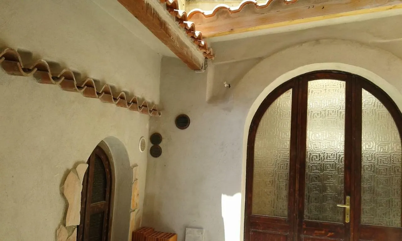 Вилла Casa Dell'Artista Singola E Indipendente Кальяри