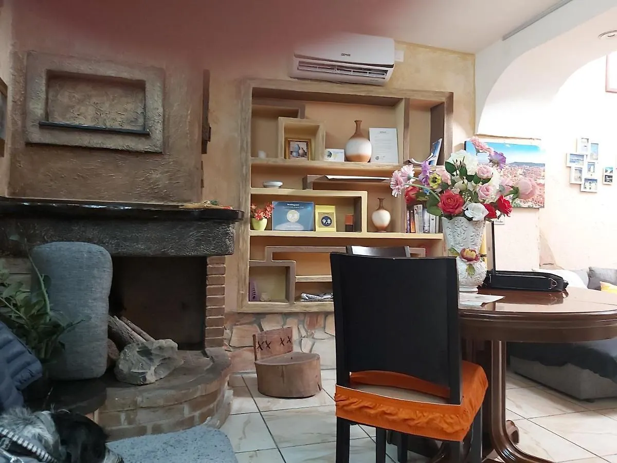 Villa Casa Dell'Artista Singola E Indipendente Cagliari Italien