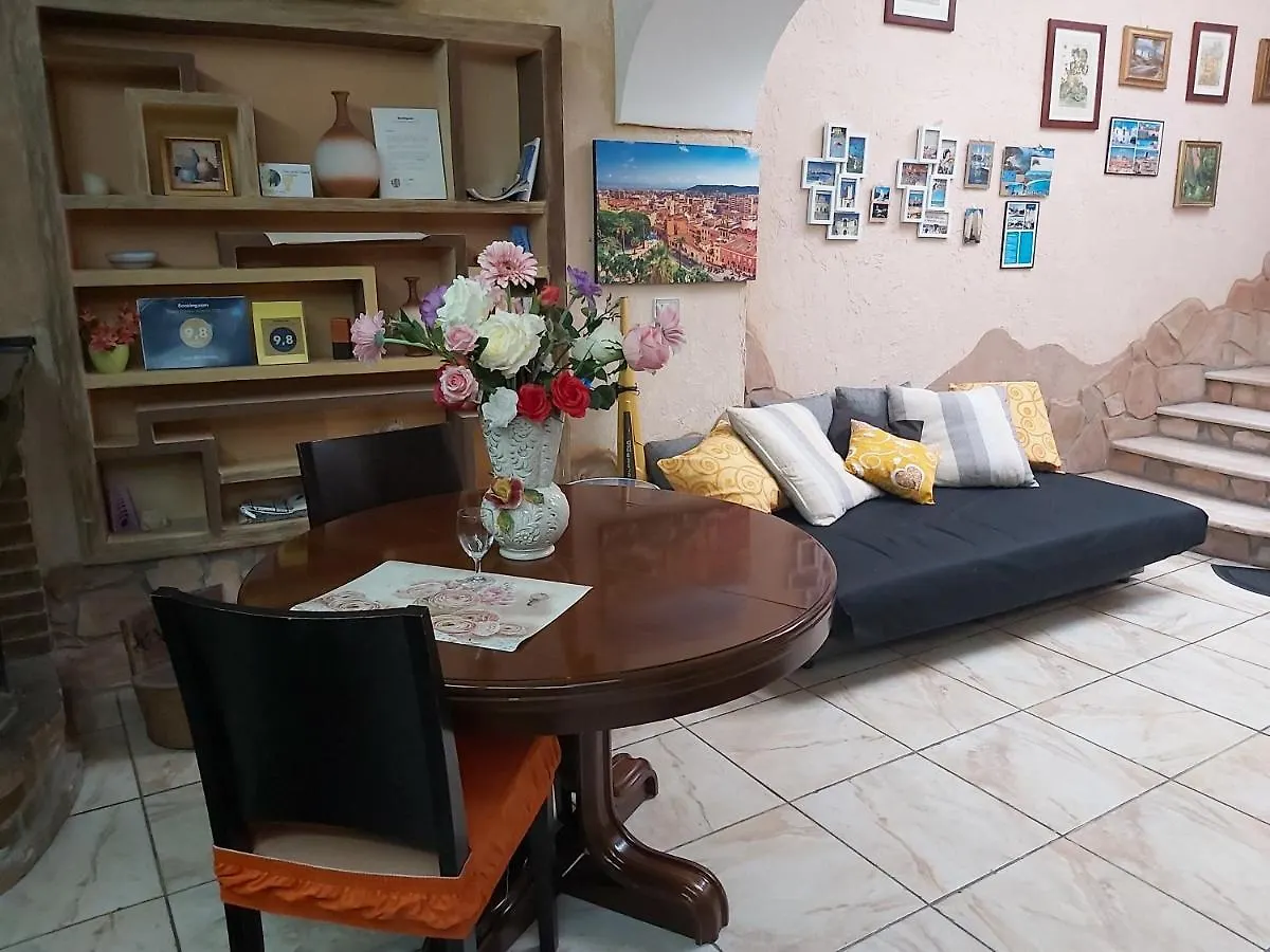 Villa Casa Dell'Artista Singola E Indipendente Cagliari