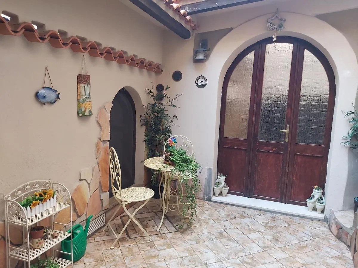 Дом отдыха Вилла Casa Dell'Artista Singola E Indipendente Кальяри